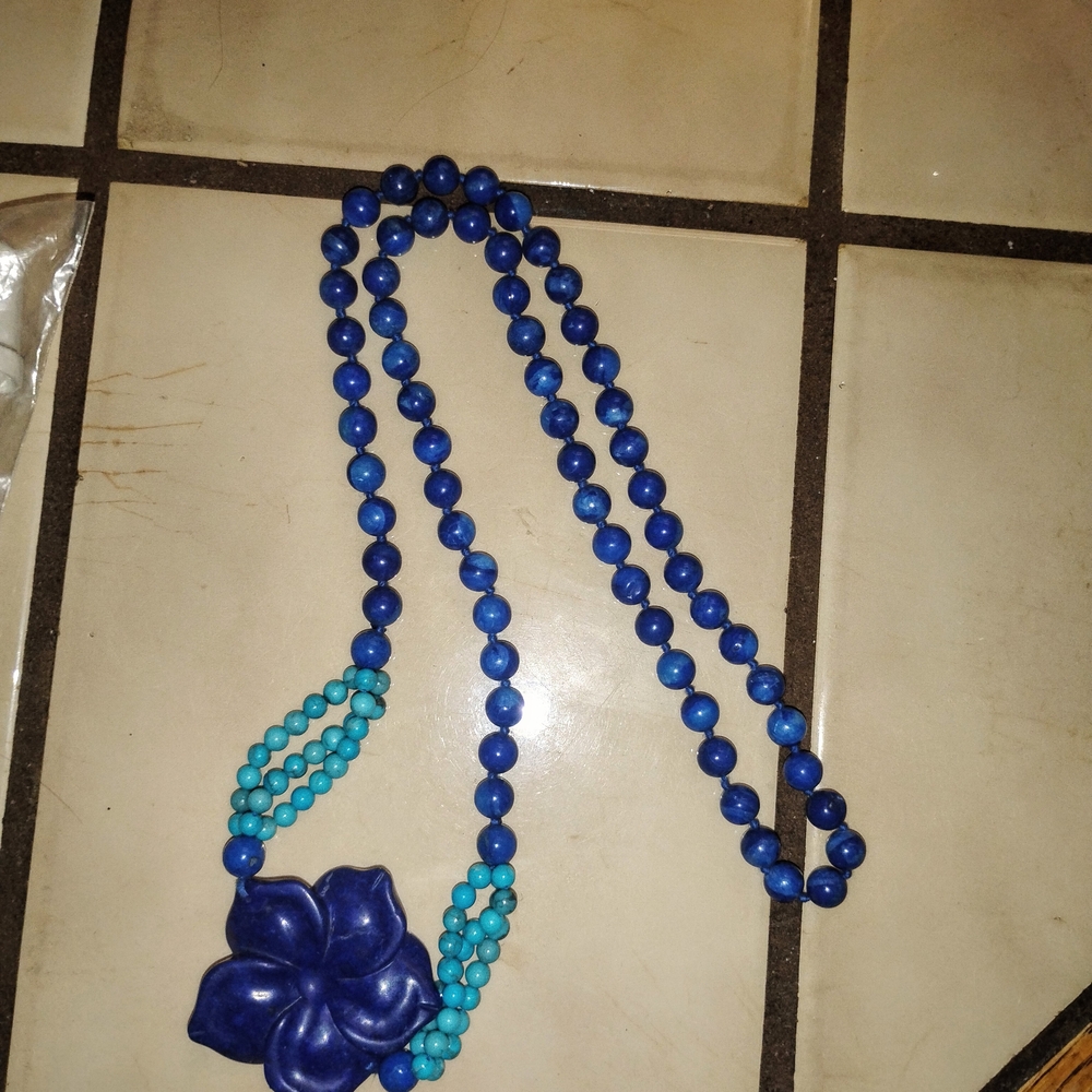 Blue Beaded Necklace with Floral Pendant